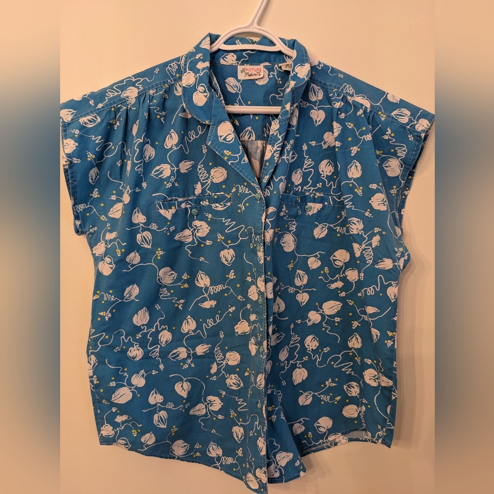 Vintage cap sleeve button up